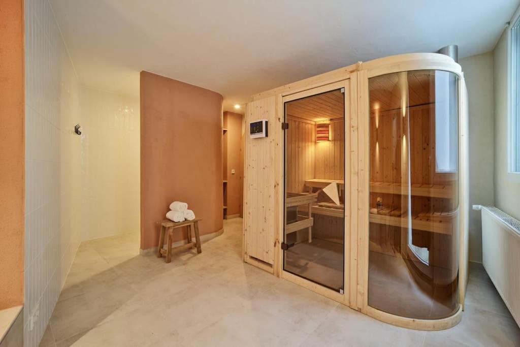 Mosel-Auszeit - Fewo Mit Sauna & Sonnenterrasse - Ideal Fuer 2 Personen Uerzig Ngoại thất bức ảnh