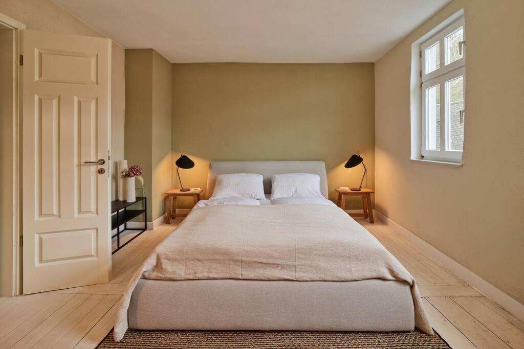 Mosel-Auszeit - Fewo Mit Sauna & Sonnenterrasse - Ideal Fuer 2 Personen Uerzig Ngoại thất bức ảnh